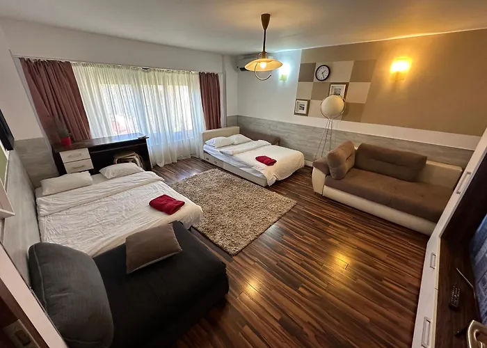 New 64 With Private Parking Apartament Bukareszt